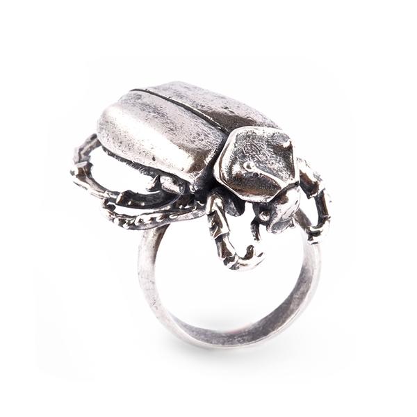 Anillo Escarabajo