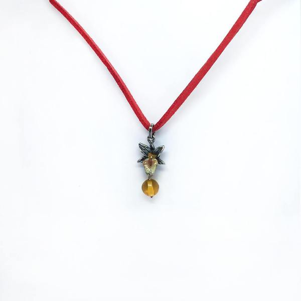 Dije Orquídea Dendrobium Esmaltada